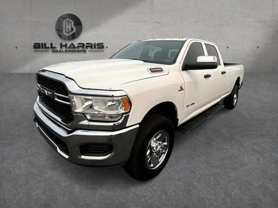 2022 RAM 2500 Tradesman 4x4 Crew Cab 8' Box