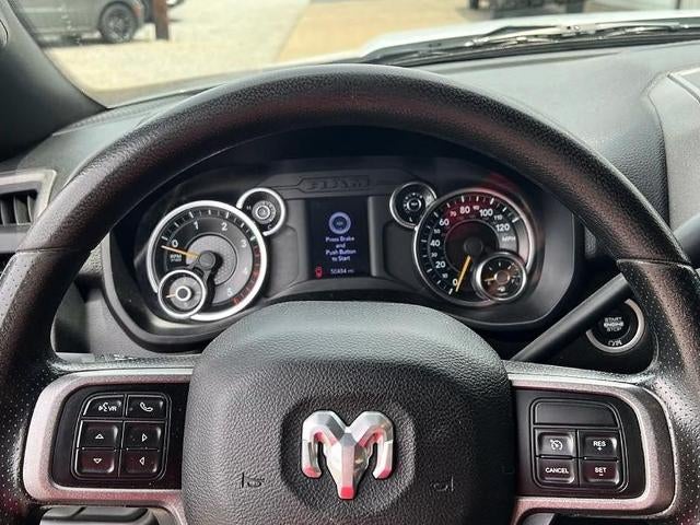 2022 RAM 2500 Tradesman 4x4 Crew Cab 8' Box