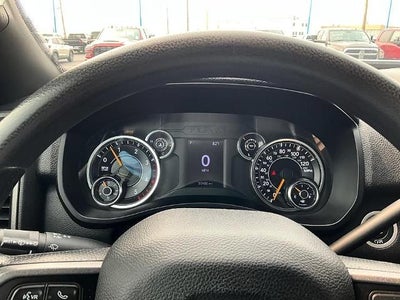 2022 RAM 2500 Tradesman 4x4 Crew Cab 8' Box