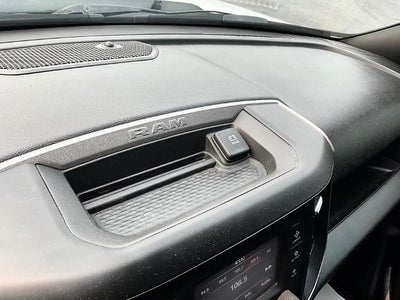 2022 RAM 2500 Tradesman 4x4 Crew Cab 8' Box