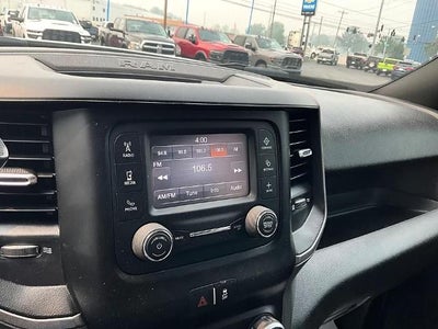 2022 RAM 2500 Tradesman 4x4 Crew Cab 8' Box