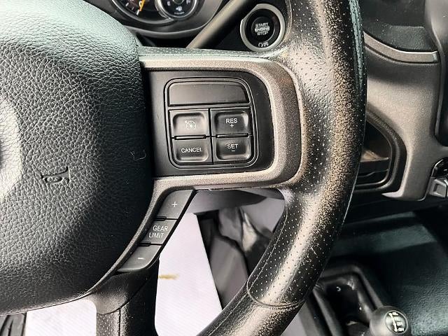 2022 RAM 2500 Tradesman 4x4 Crew Cab 8' Box