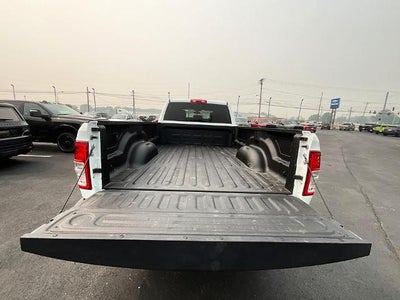 2022 RAM 2500 Tradesman 4x4 Crew Cab 8' Box