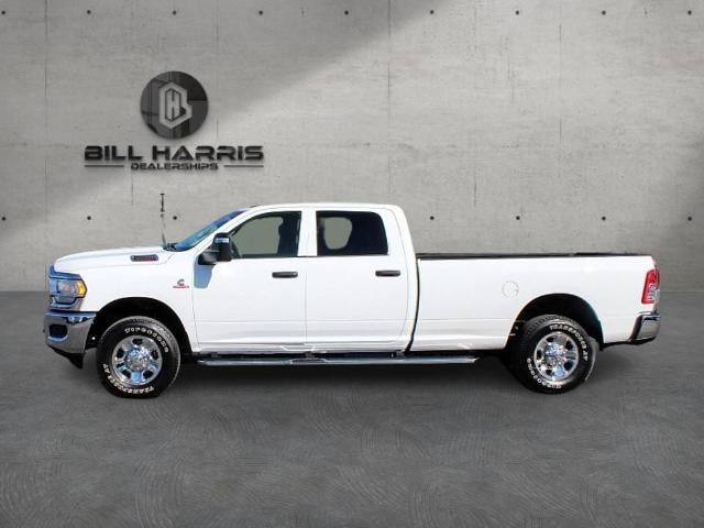 2024 RAM 2500 Tradesman 4x4 Crew Cab 8' Box