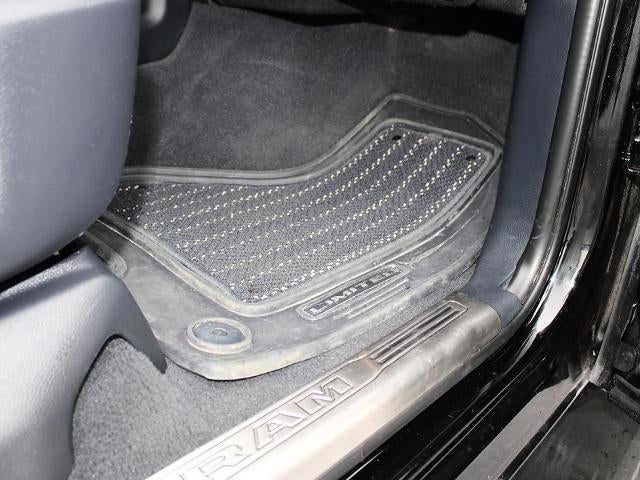 2019 RAM 2500 Limited 4x4 Crew Cab 6'4" Box