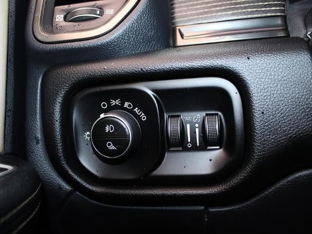 2019 RAM 2500 Limited 4x4 Crew Cab 6'4" Box