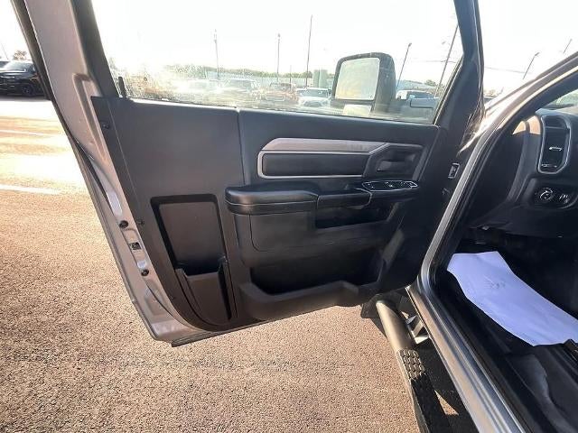 2024 RAM 4500 Chassis Cab Tradesman 4x4 Reg Cab 60" CA 144.5" WB