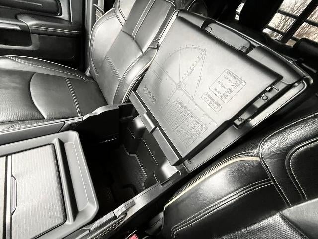 2022 RAM 4500 Chassis Cab Limited 4x4 Crew Cab 60" CA 173.4" WB