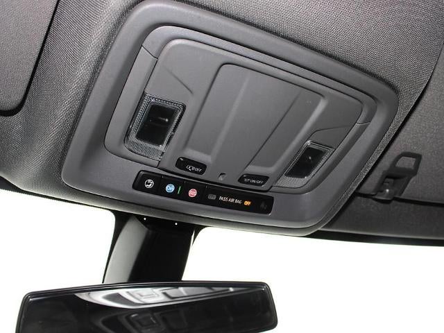 2022 Chevrolet Silverado 1500 LTD Crew Cab Short Box 4-Wheel Drive LT 2FL