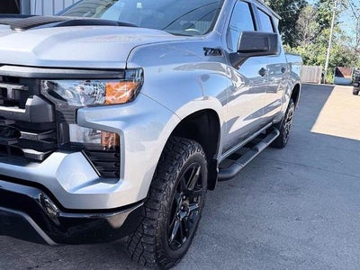 2025 Chevrolet Silverado 1500 Crew Cab Short Box 4-Wheel Drive Custom Trail Boss