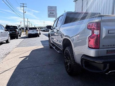 2025 Chevrolet Silverado 1500 Crew Cab Short Box 4-Wheel Drive Custom Trail Boss
