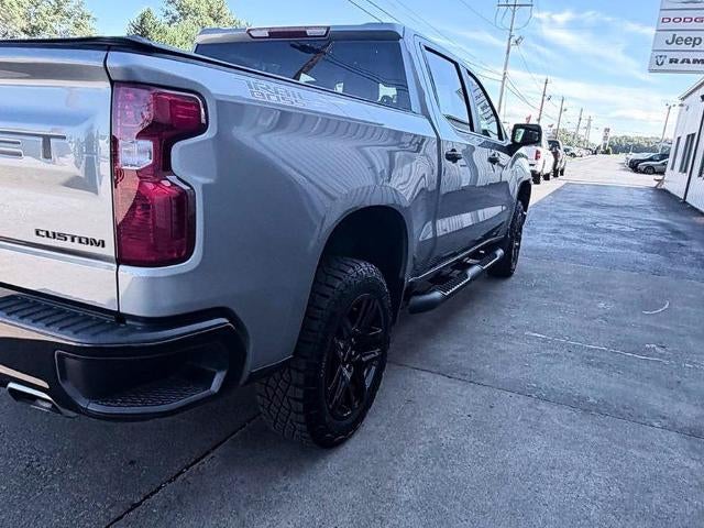 2025 Chevrolet Silverado 1500 Crew Cab Short Box 4-Wheel Drive Custom Trail Boss