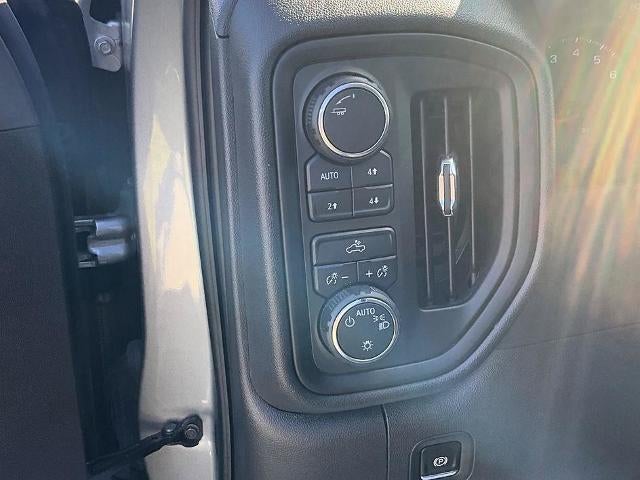 2025 Chevrolet Silverado 1500 Crew Cab Short Box 4-Wheel Drive Custom Trail Boss