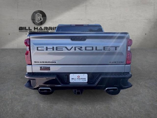 2025 Chevrolet Silverado 1500 Crew Cab Short Box 4-Wheel Drive Custom Trail Boss
