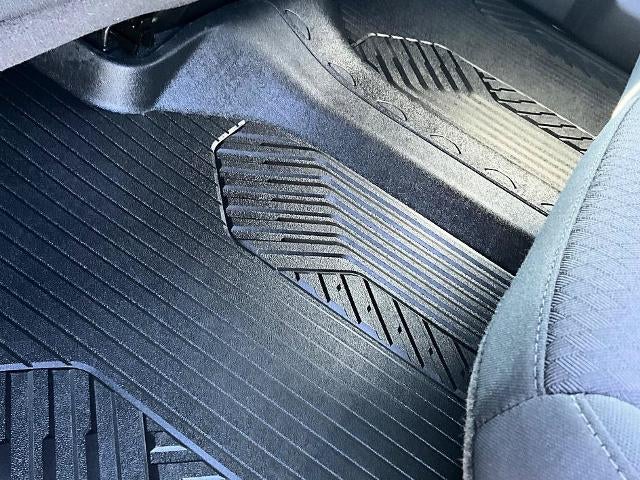 2025 Chevrolet Silverado 1500 Crew Cab Short Box 4-Wheel Drive Custom Trail Boss