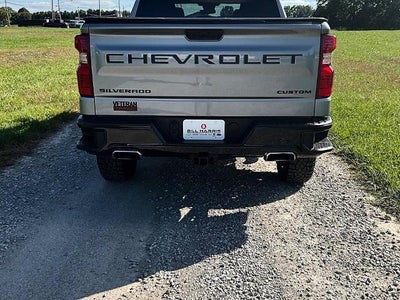 2025 Chevrolet Silverado 1500 Crew Cab Short Box 4-Wheel Drive Custom Trail Boss