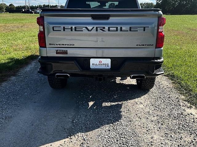 2025 Chevrolet Silverado 1500 Crew Cab Short Box 4-Wheel Drive Custom Trail Boss