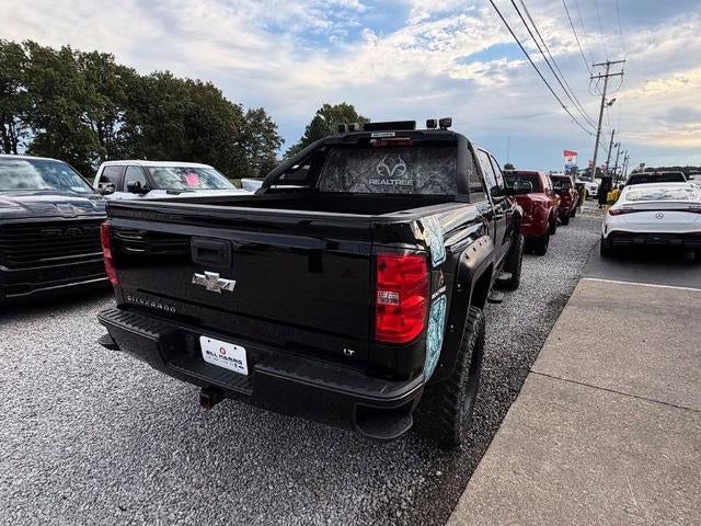 2017 Chevrolet Silverado 1500 Crew Cab Standard Box 4-Wheel Drive LT Z71