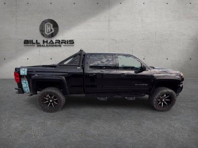 2017 Chevrolet Silverado 1500 Crew Cab Standard Box 4-Wheel Drive LT Z71