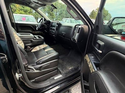 2017 Chevrolet Silverado 1500 Crew Cab Standard Box 4-Wheel Drive LT Z71