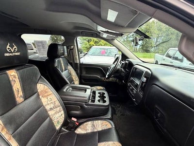 2017 Chevrolet Silverado 1500 Crew Cab Standard Box 4-Wheel Drive LT Z71