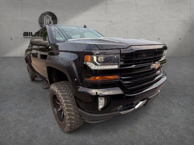 2017 Chevrolet Silverado 1500 Crew Cab Standard Box 4-Wheel Drive LT Z71