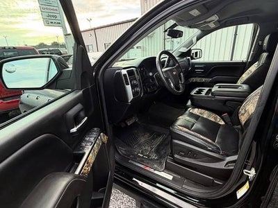 2017 Chevrolet Silverado 1500 Crew Cab Standard Box 4-Wheel Drive LT Z71