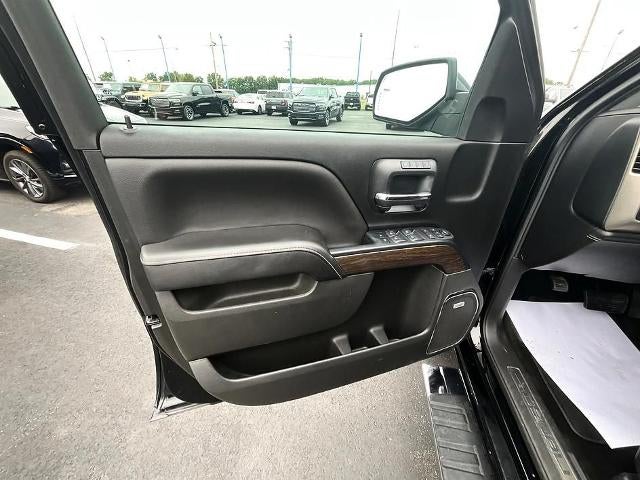 2017 GMC Sierra 1500 Crew Cab Short Box 4-Wheel Drive Denali