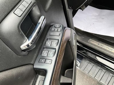 2017 GMC Sierra 1500 Crew Cab Short Box 4-Wheel Drive Denali