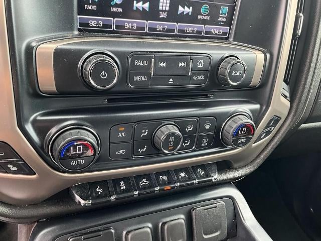 2017 GMC Sierra 1500 Crew Cab Short Box 4-Wheel Drive Denali