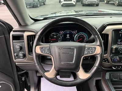 2017 GMC Sierra 1500 Crew Cab Short Box 4-Wheel Drive Denali