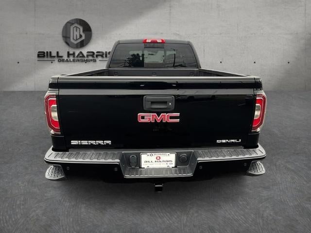 2017 GMC Sierra 1500 Crew Cab Short Box 4-Wheel Drive Denali