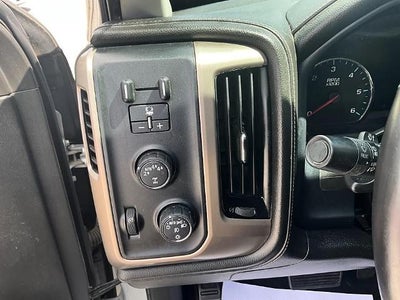 2017 GMC Sierra 1500 Crew Cab Short Box 4-Wheel Drive Denali