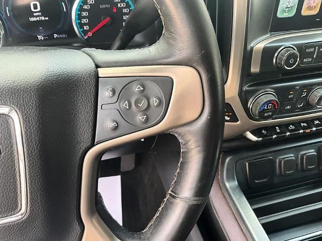 2017 GMC Sierra 1500 Crew Cab Short Box 4-Wheel Drive Denali