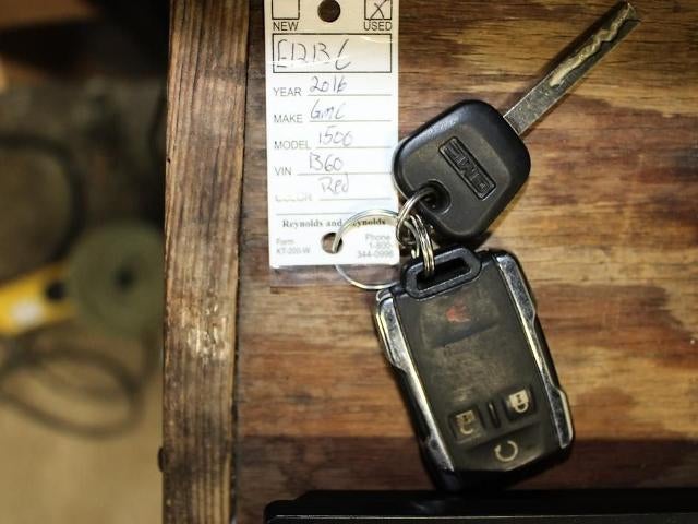 2016 GMC Sierra 1500 Crew Cab Standard Box 4-Wheel Drive Denali