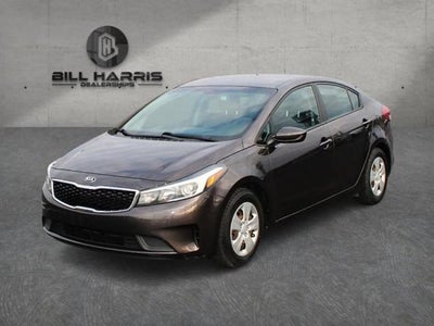 2017 Kia Forte LX Manual