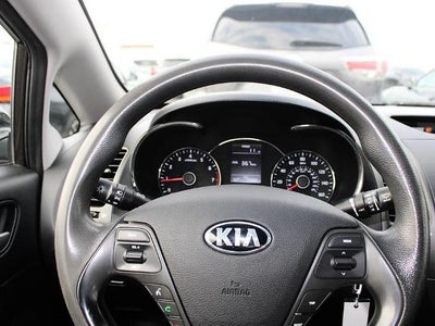 2017 Kia Forte LX Manual