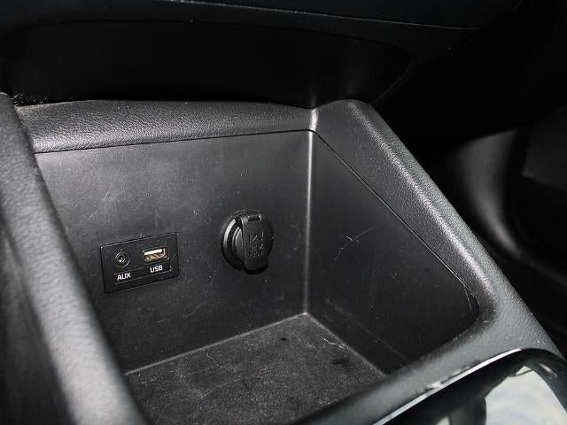 2017 Kia Forte LX Manual