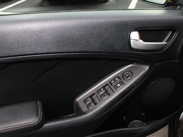 2017 Kia Forte LX Manual