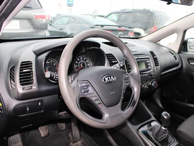 2017 Kia Forte LX Manual