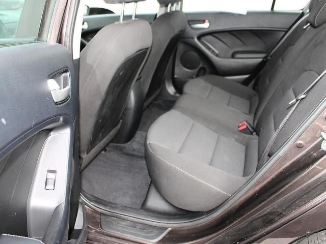 2017 Kia Forte LX Manual