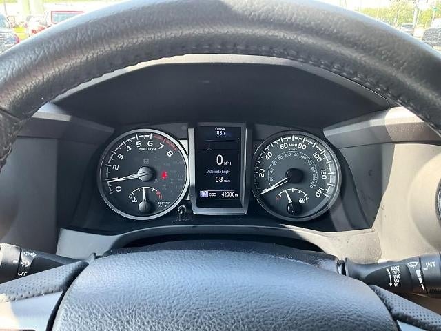 2023 Toyota Tacoma 4WD 4WD SR5 Double Cab 5' Bed V6 AT (GS)