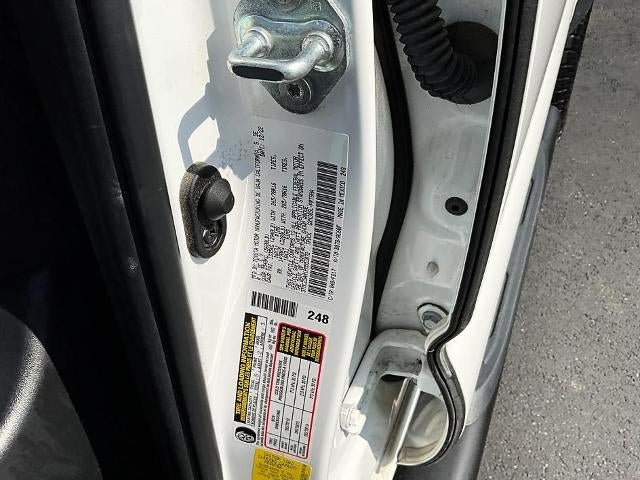 2023 Toyota Tacoma 4WD 4WD SR5 Double Cab 5' Bed V6 AT (GS)