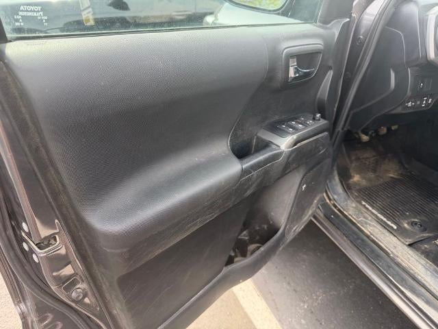2022 Toyota Tacoma 4WD 4WD SR5 Double Cab 5' Bed V6 AT (GS)