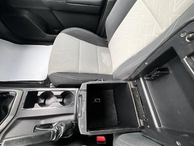 2022 Toyota Tacoma 4WD 4WD SR5 Double Cab 5' Bed V6 AT (GS)