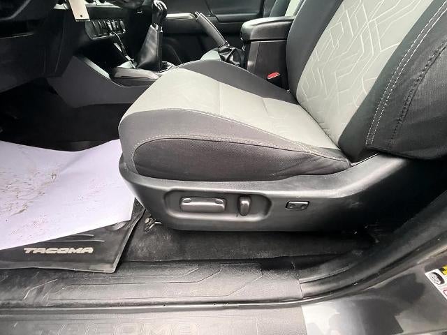 2022 Toyota Tacoma 4WD 4WD SR5 Double Cab 5' Bed V6 AT (GS)