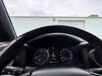 2022 Toyota Tacoma 4WD 4WD SR5 Double Cab 5' Bed V6 AT (GS)