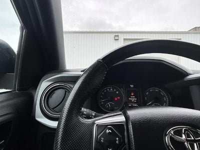 2022 Toyota Tacoma 4WD 4WD SR5 Double Cab 5' Bed V6 AT (GS)