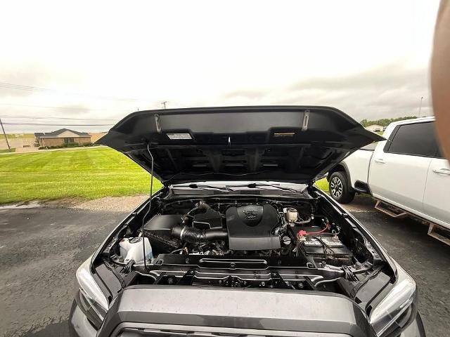 2022 Toyota Tacoma 4WD 4WD SR5 Double Cab 5' Bed V6 AT (GS)