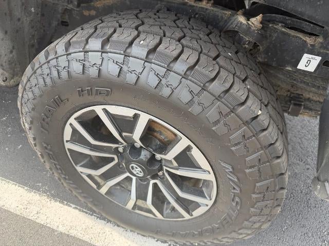 2022 Toyota Tacoma 4WD 4WD SR5 Double Cab 5' Bed V6 AT (GS)